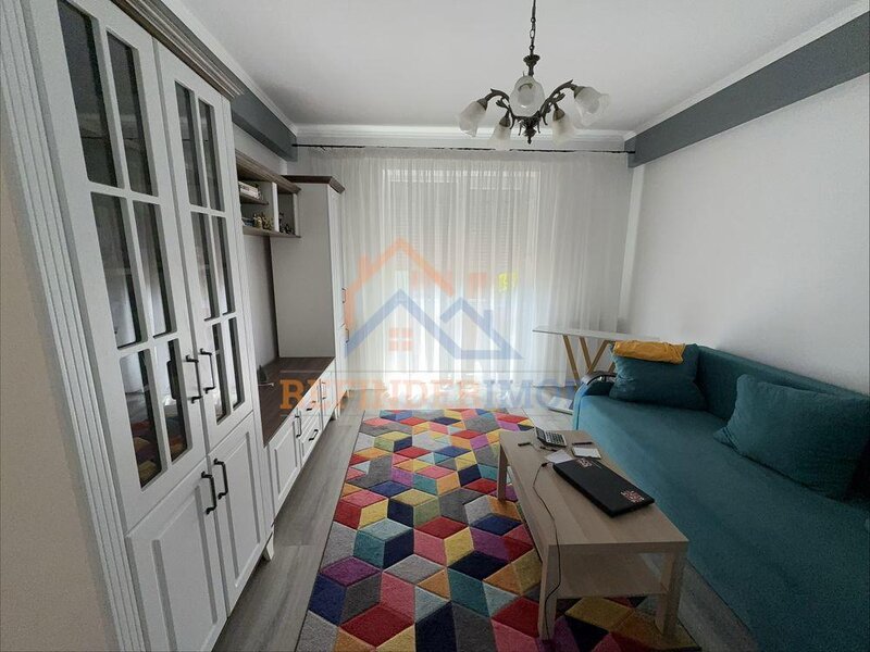 3 camere renovat, centrala proprie, Kaufland Salaj